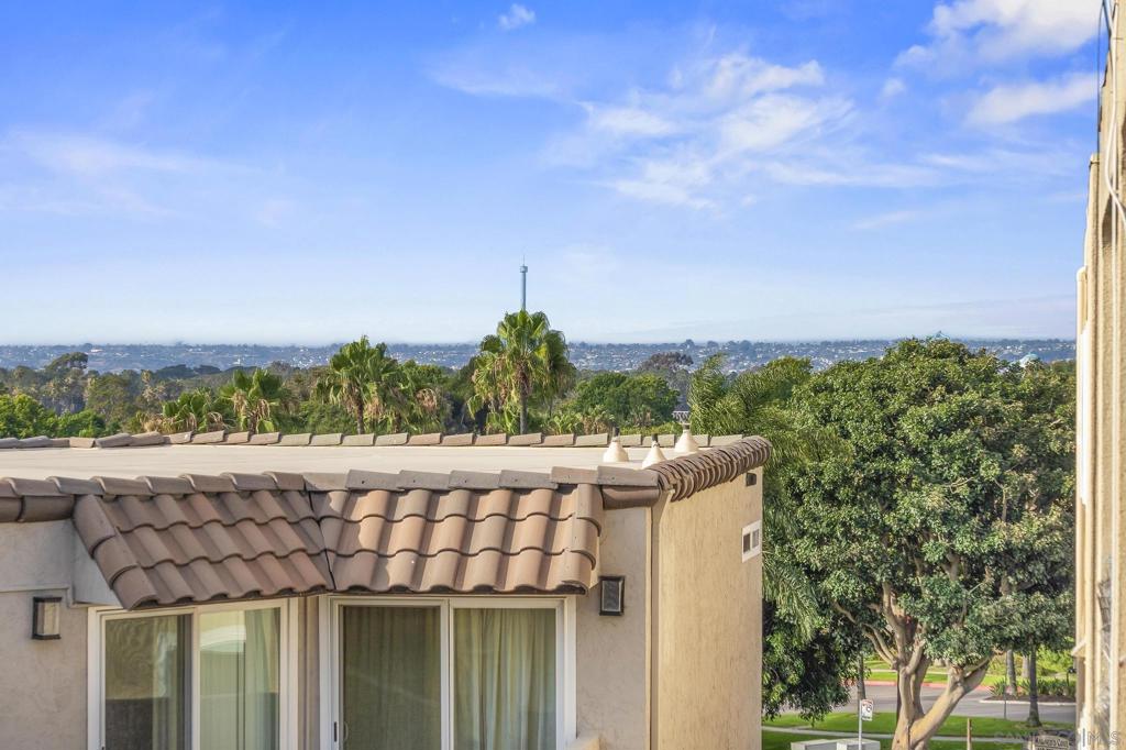 4477 Mentone St #211 Property Photo 28