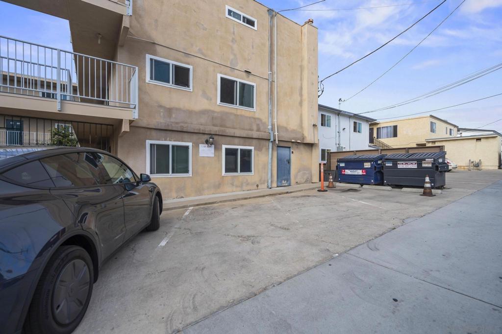 4477 Mentone St #211 Property Photo 44