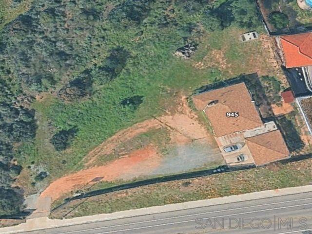 945 E J St. Property Photo 8