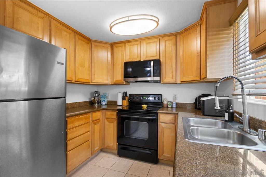 1321 Greenfield Dr 33 Property Photo 10