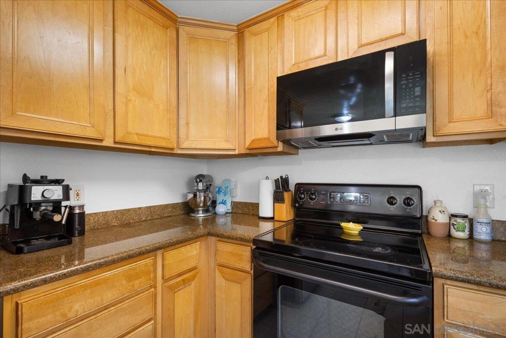 1321 Greenfield Dr 33 Property Photo 11