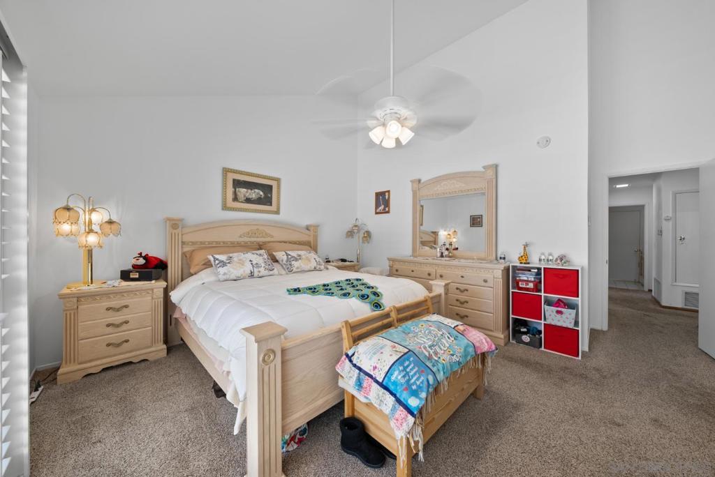 916 Carriage Property Photo 9