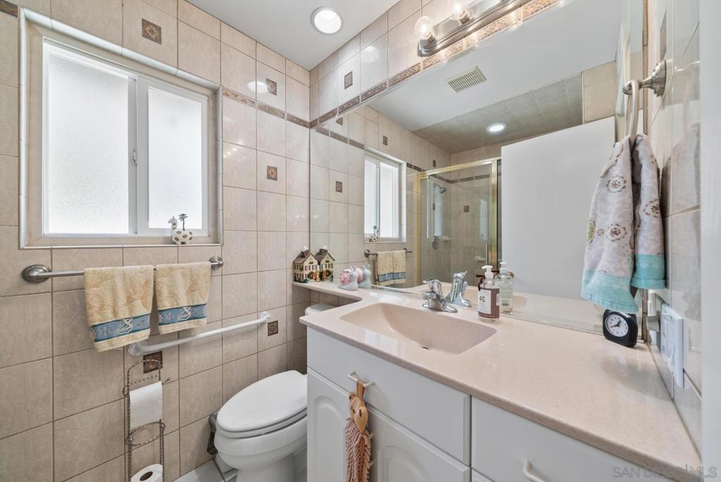 916 Carriage Property Photo 10