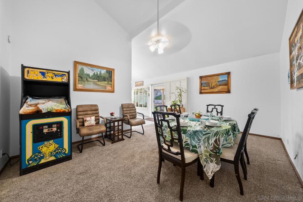 916 Carriage Property Photo 21