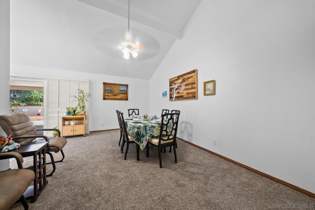 916 Carriage Property Photo 23