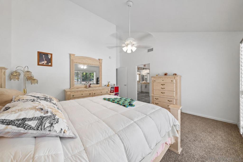 916 Carriage Property Photo 28