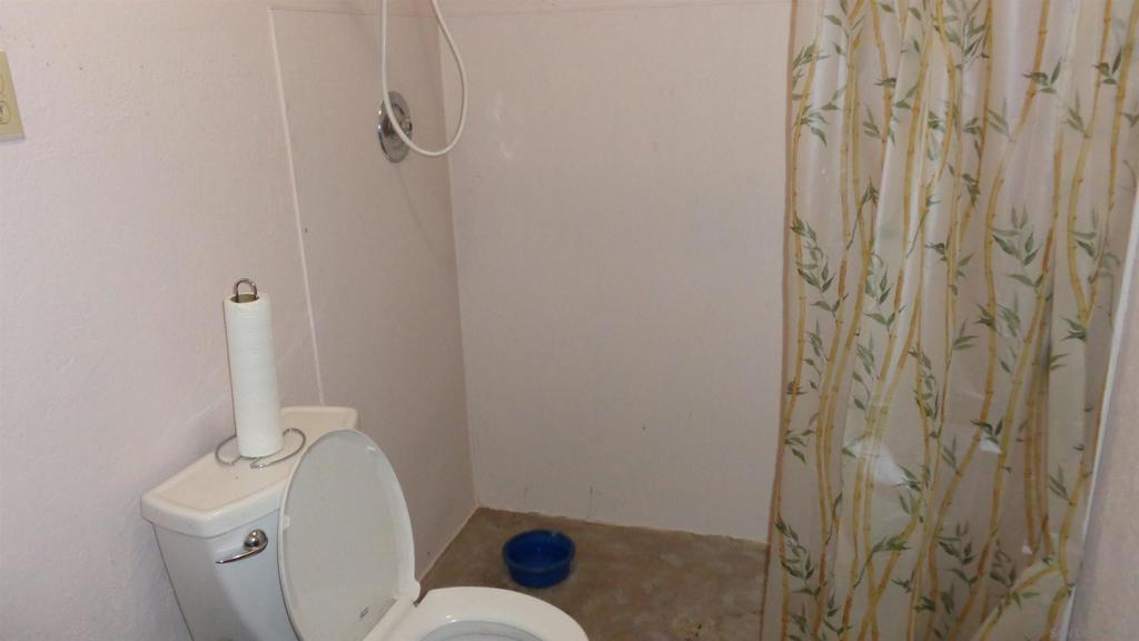 29010 Lilac Rd. Property Photo 9