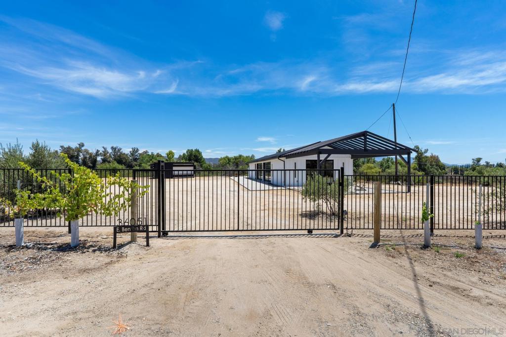 36051 E Benton Rd Property Photo 39