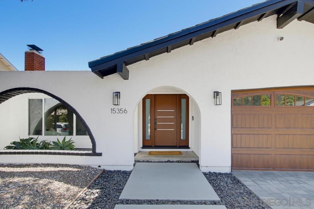 15356 Via Sansal Property Photo 3