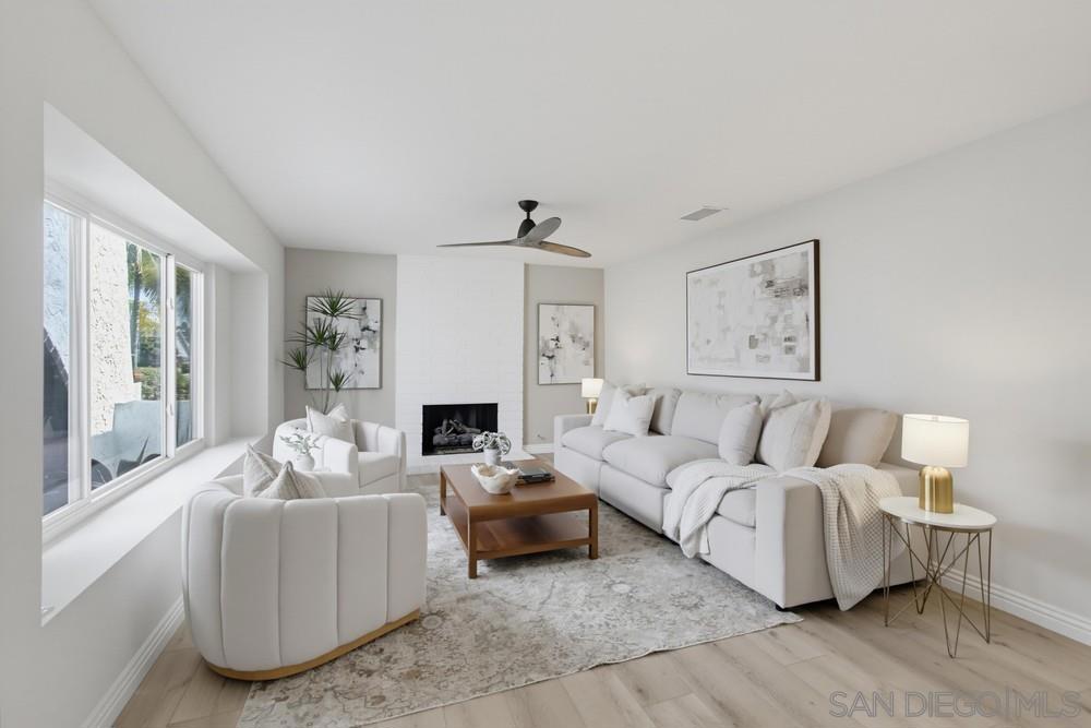 15356 Via Sansal Property Photo 4