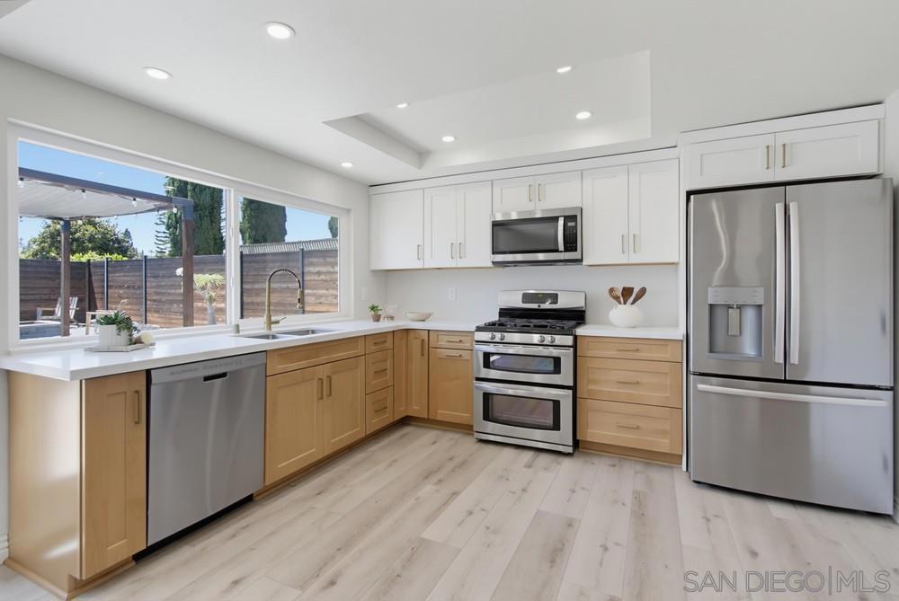 15356 Via Sansal Property Photo 11