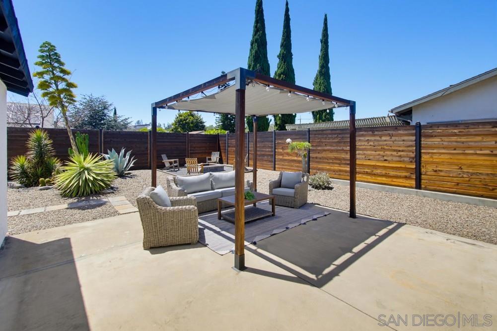 15356 Via Sansal Property Photo 26