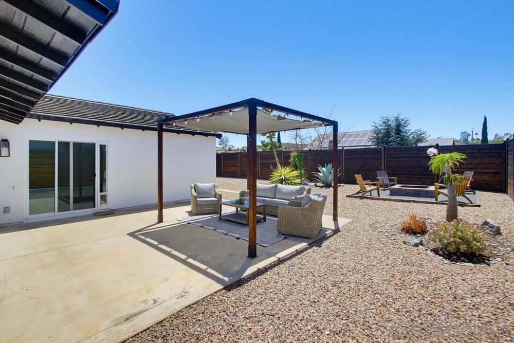 15356 Via Sansal Property Photo 27