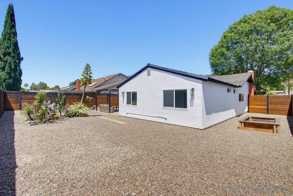 15356 Via Sansal Property Photo 33