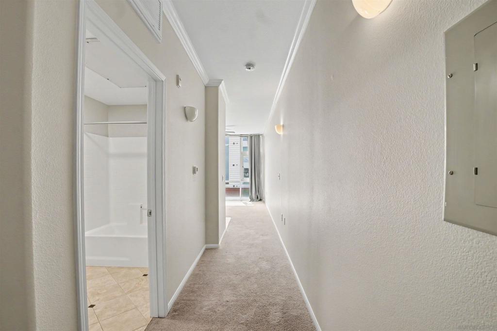 1643 6th 406 Property Photo 10