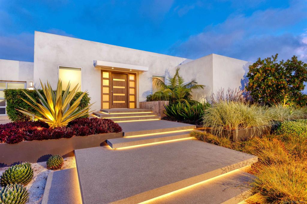 1573 Copa De Oro Property Photo 2