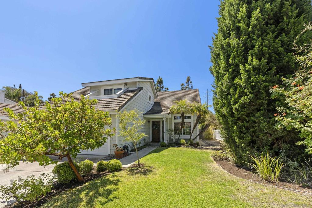 1605 Blossom Field Way Property Photo 4