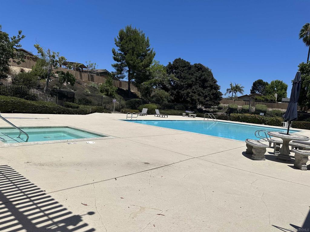 1605 Blossom Field Way Property Photo 22