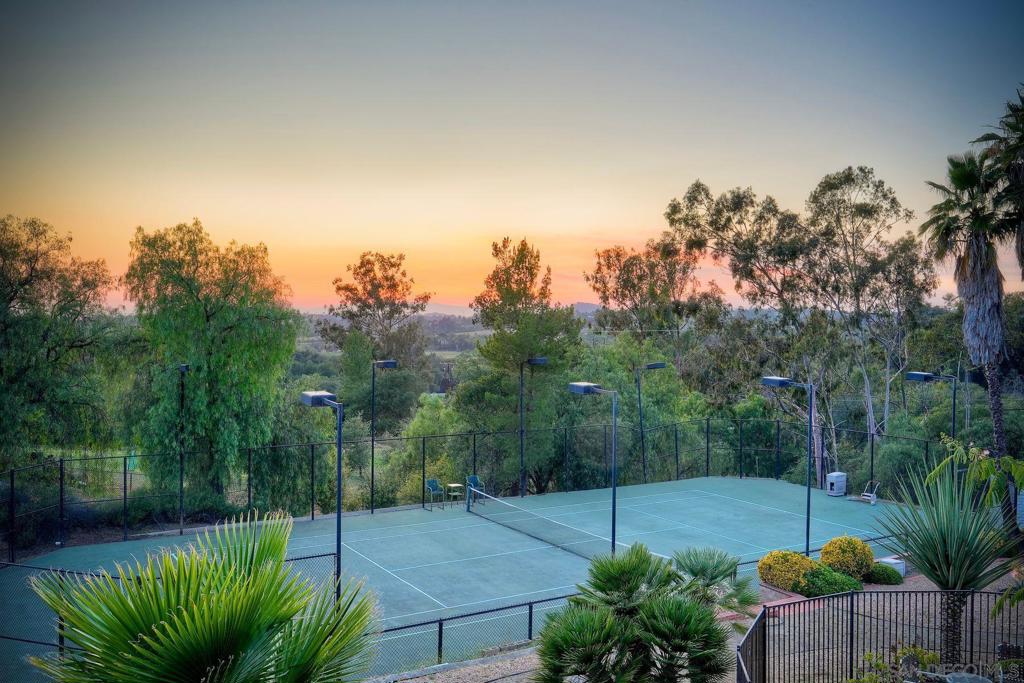 30458 Cool Valley Highlands Road Property Photo 6
