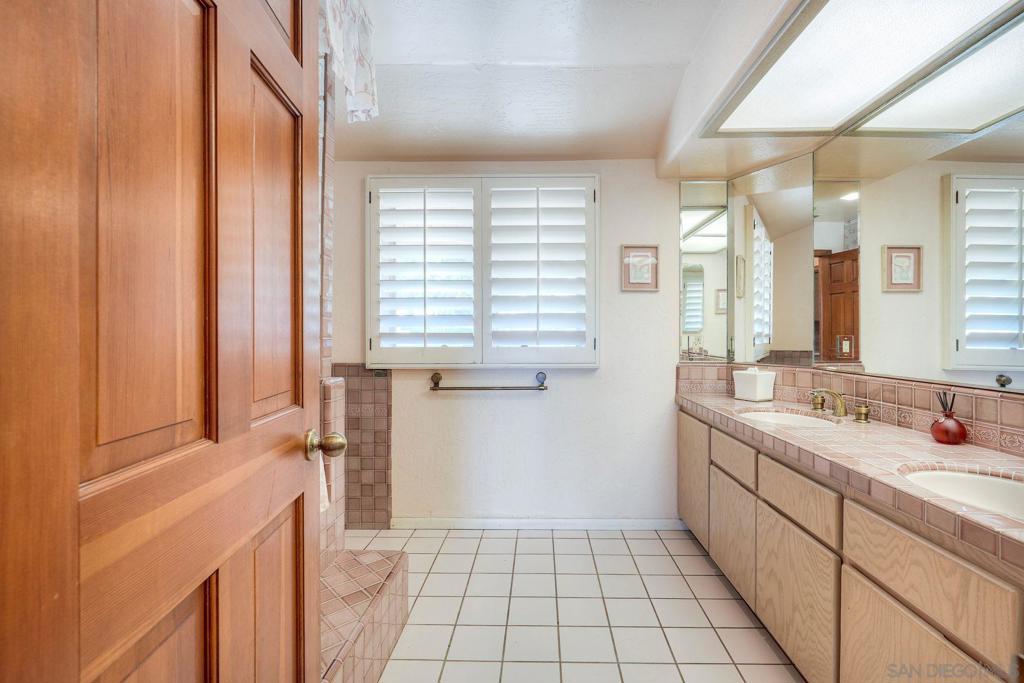 30458 Cool Valley Highlands Road Property Photo 32