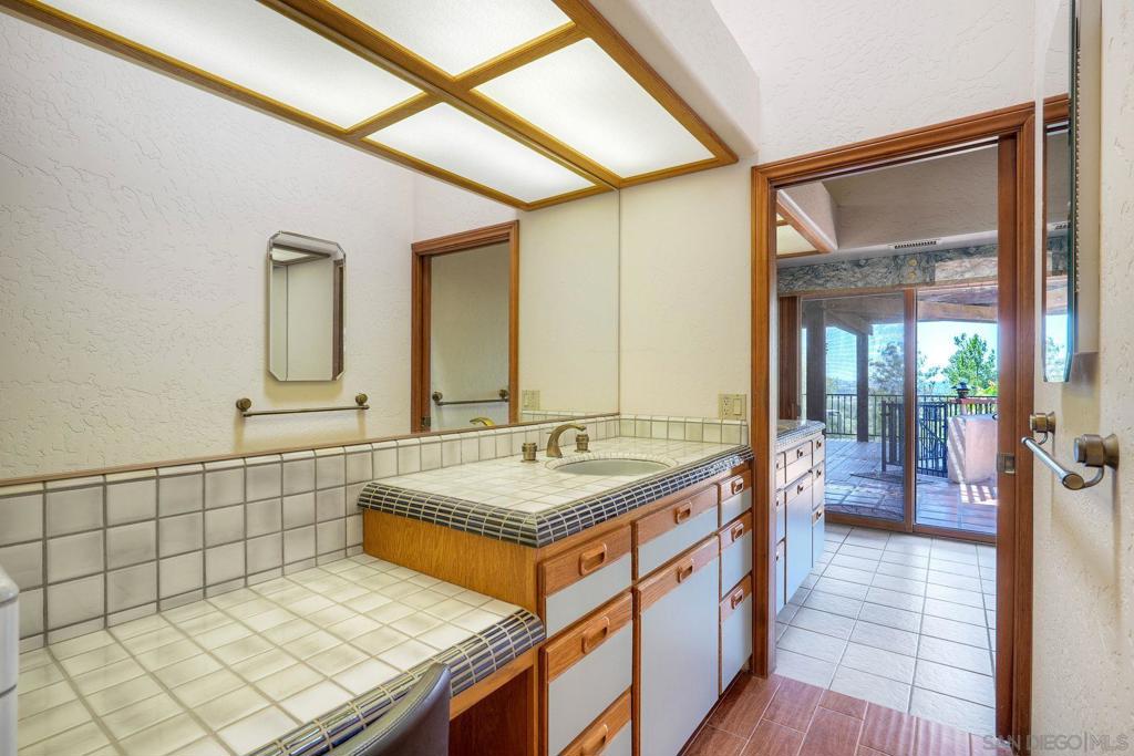 30458 Cool Valley Highlands Road Property Photo 39