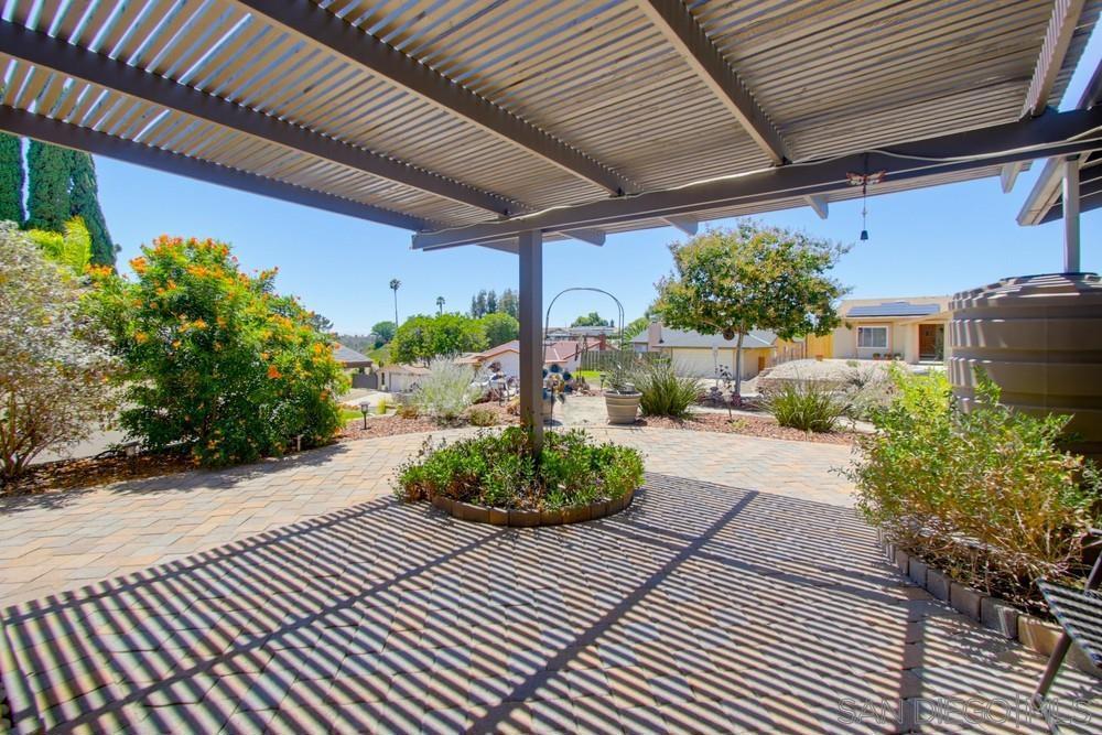 12979 Calle De Las Rosas Property Photo 8