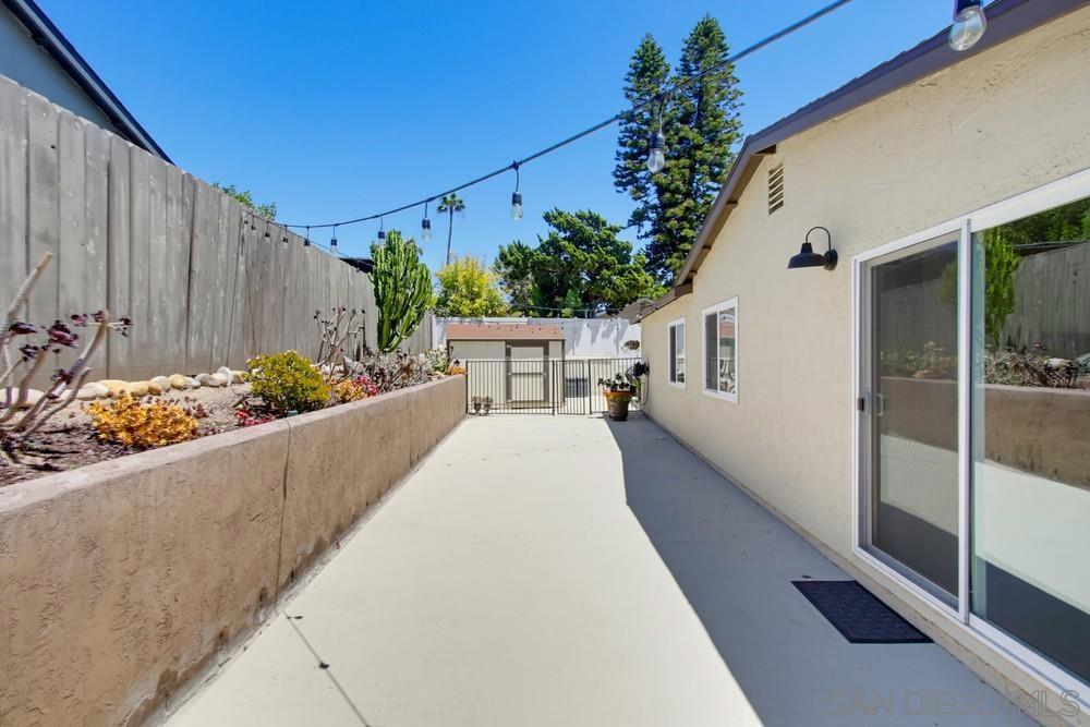 12979 Calle De Las Rosas Property Photo 45