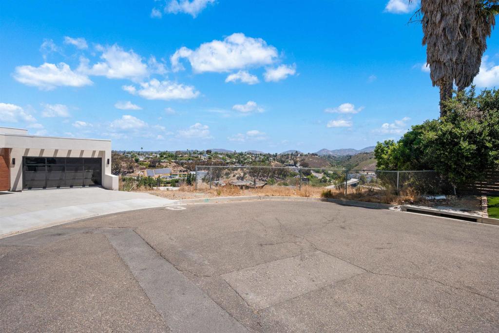 5665 Toyon Rd Property Photo 10