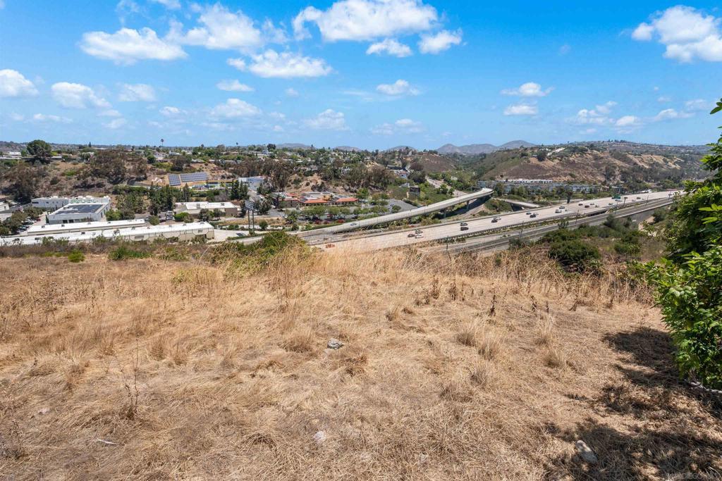 5665 Toyon Rd Property Photo 12