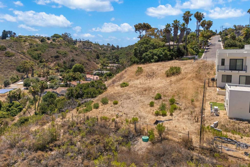 5665 Toyon Rd Property Photo 14
