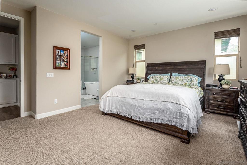 2054 Bruno Place Property Photo 12