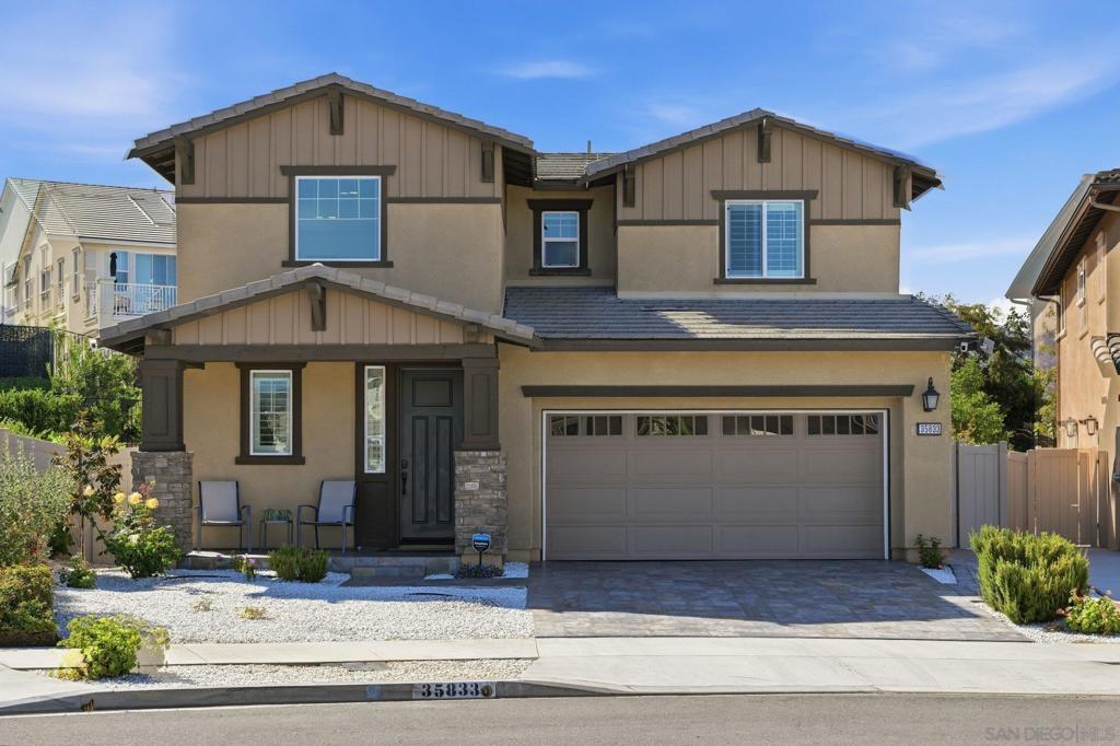 35833 Esperia Property Photo 1
