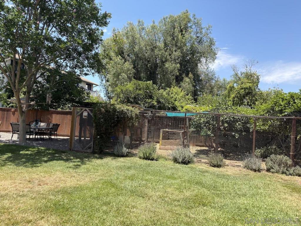 13919 York Avenue Property Photo 28