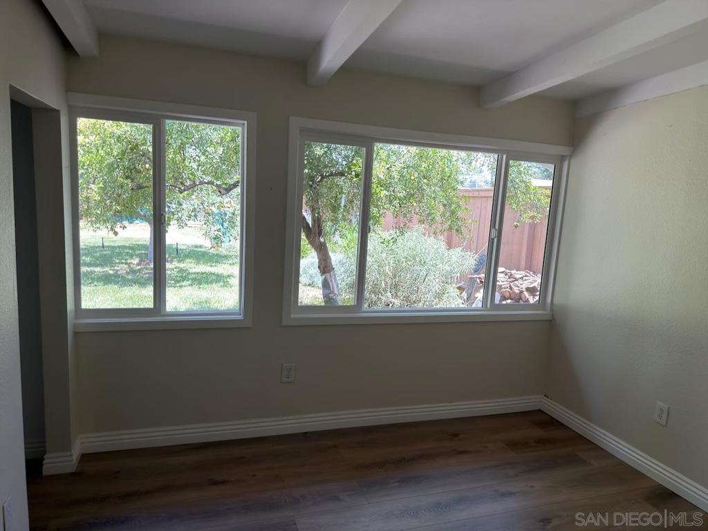 13919 York Avenue Property Photo 42