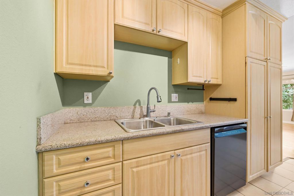 4225 Florida 5 Property Photo 7