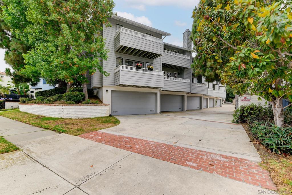 1994 Diamond 2 Property Photo 1