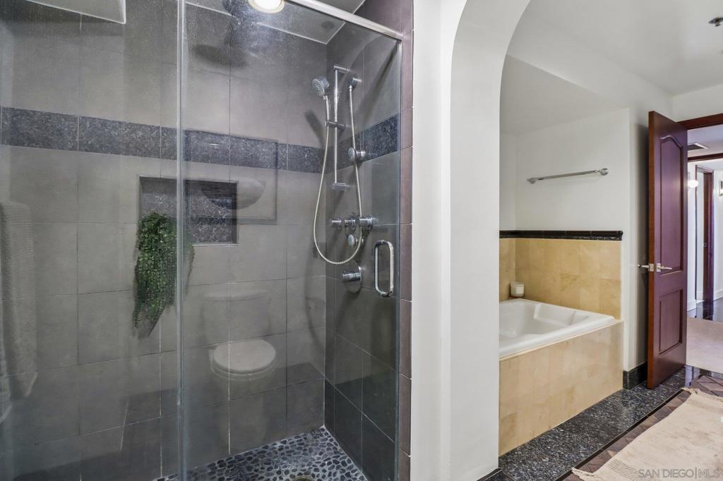 200 Harbor Dr 3201 Property Photo 31