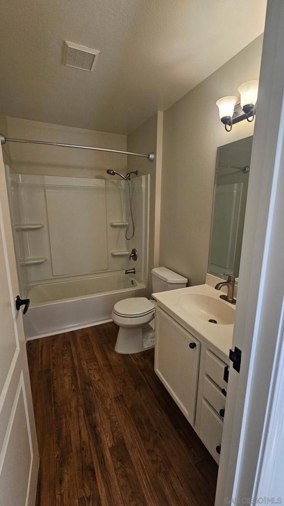 12091 Alta Carmel Ct 10 Property Photo 9