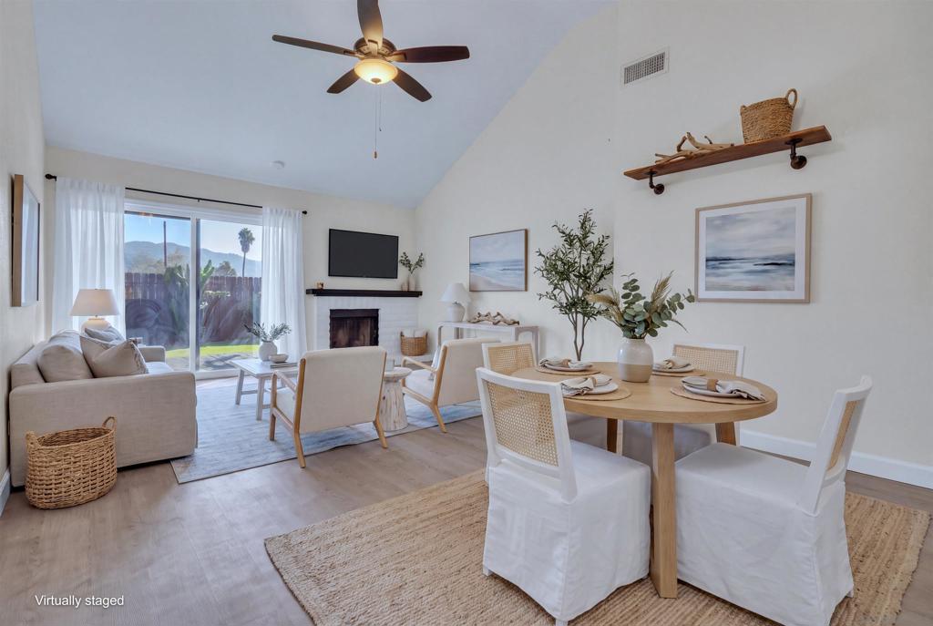 422 Devonshire Gln Property Photo 1