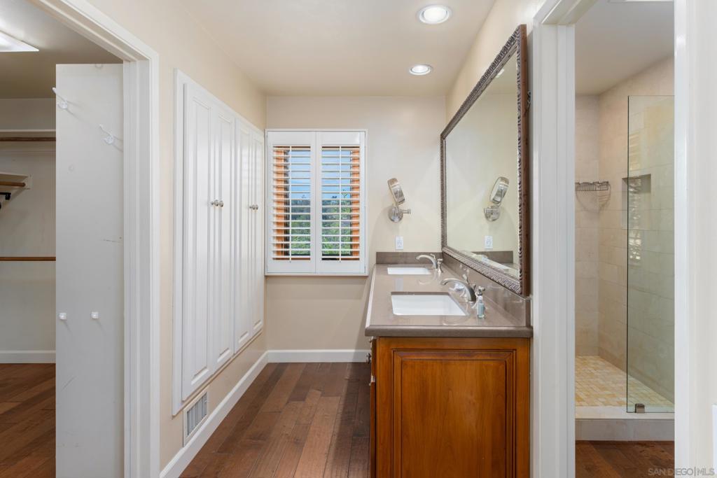 6858 Las Colinas Property Photo 18