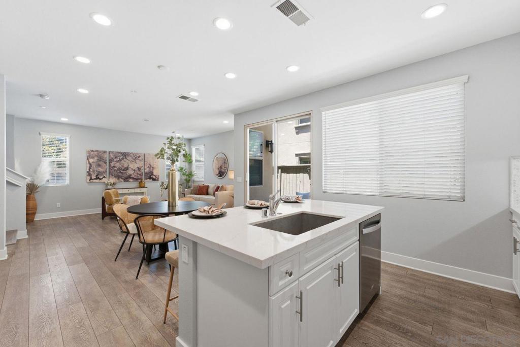 1063 Sea Glass Way Property Photo 10