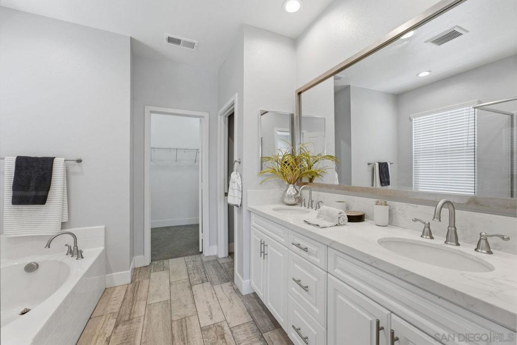 1063 Sea Glass Way Property Photo 14