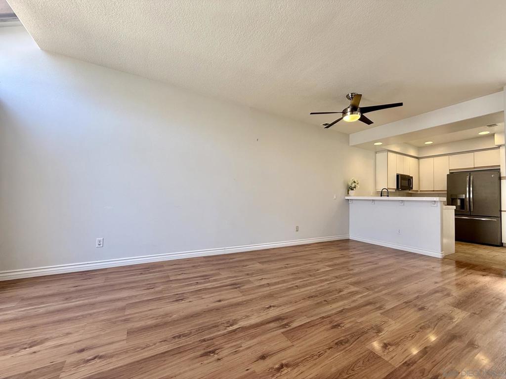 992 S Country Glen Way Property Photo 6