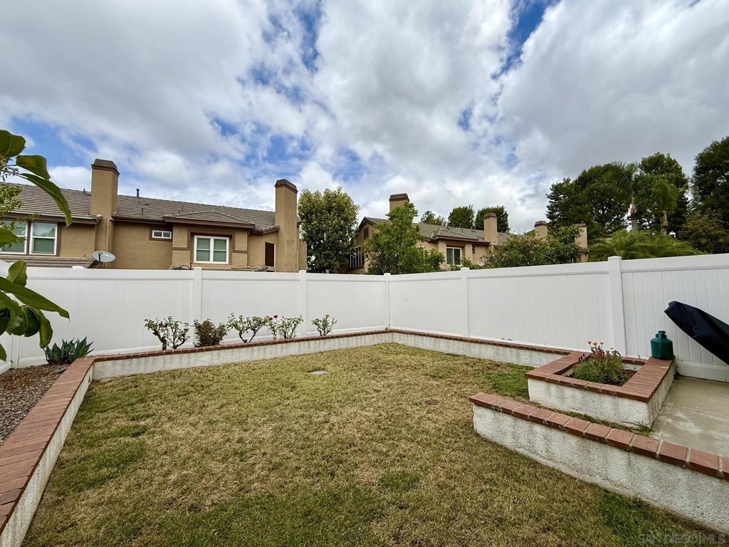 992 S Country Glen Way Property Photo 58