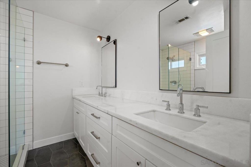 3548 Laurashawn Ln Property Photo 39