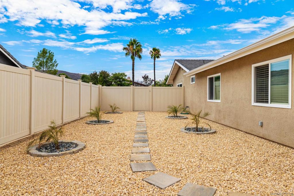 23619 Barrego Way Property Photo 58