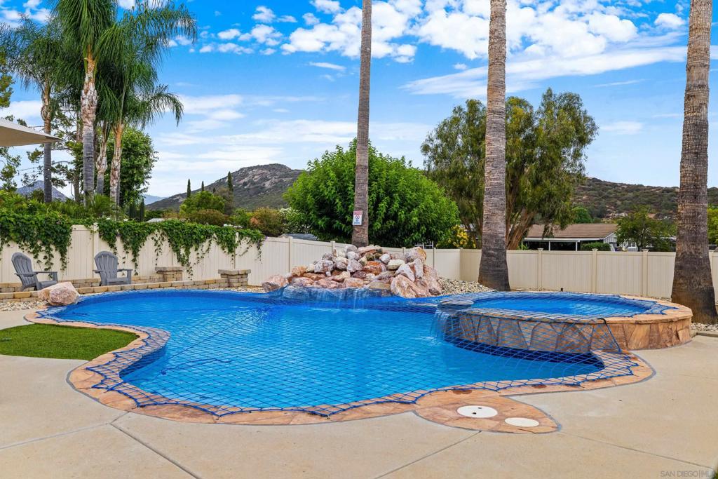 23619 Barrego Way Property Photo 65