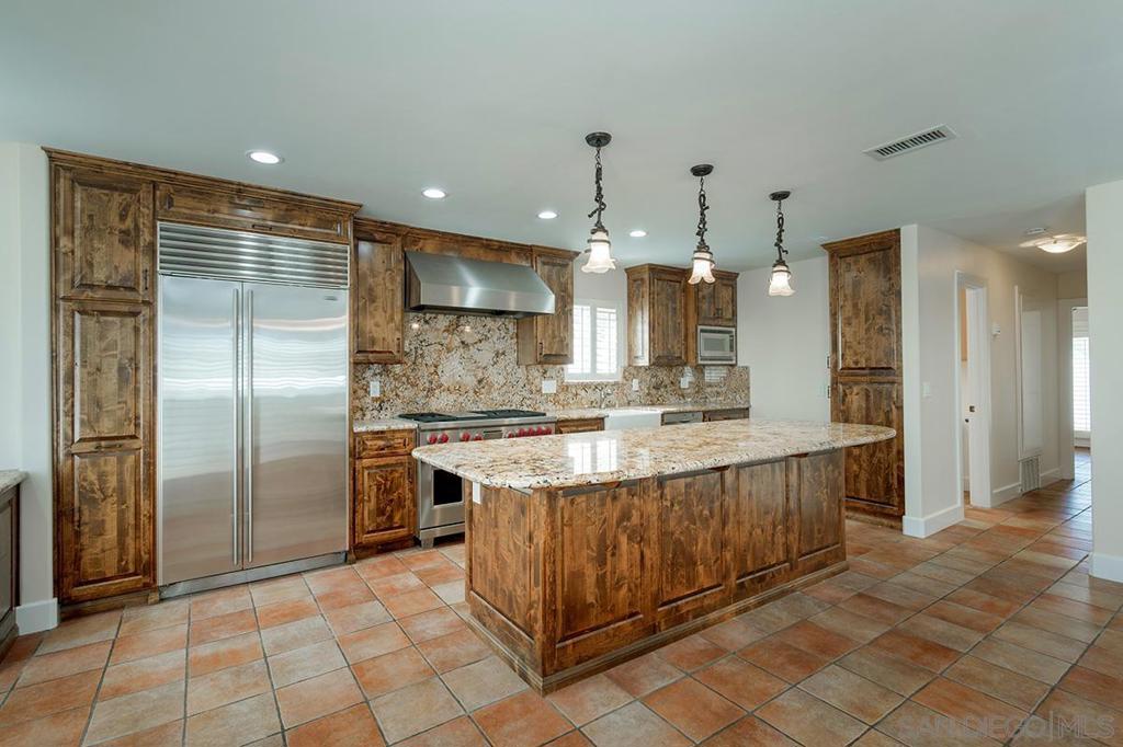 308 Palm Property Photo 6