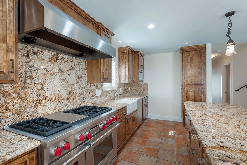 308 Palm Property Photo 10