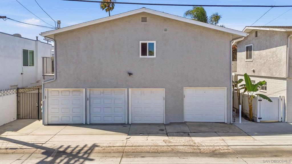 1522 24 Hornblend Property Photo 12